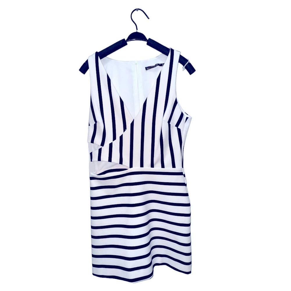 ZARA WHITE & NAVY STRIPE PLAYSUIT | Size M